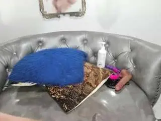Camsoda Watch Live Sex Cams of esmeralda-milf