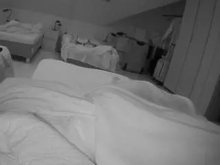 Camsoda Live Porn of voyeurcam-julmodels-bed-1