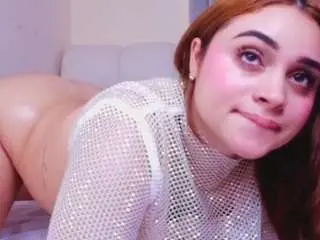Camsoda Nude Webcam of sophiaroy26