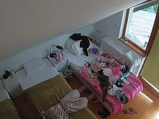 Camsoda Watch Live Sex Cams of voyeurcam-julmodels-bed-7