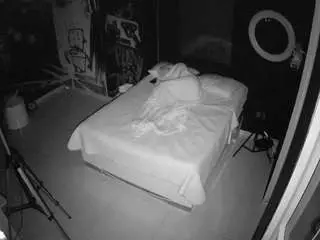 Camsoda Adult Video Chat of voyeurcam-casa-salsa-disturbed