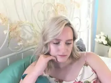Chaturbate Nude Webcam of chloedeccker
