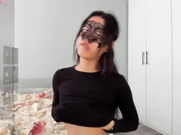 Chaturbate Adult Video Chat of helenblazetrt