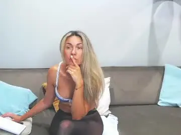 Chaturbate Best live sex cam show of anissalogan