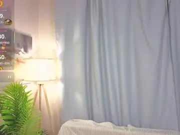 Chaturbate Live Sex Cam of alyshaplescia