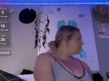 Chaturbate Live Sex of rocketbaddierips