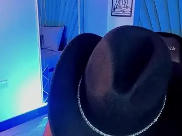 Chaturbate Watch Live Sex Cams of collins_emmett