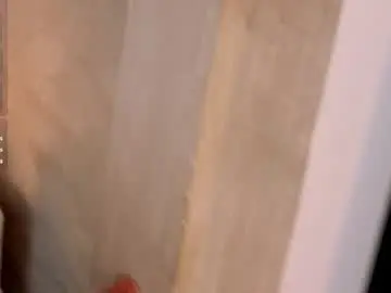 Chaturbate Live Sex Cam of nicelle_carson