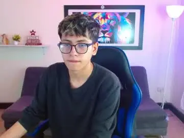 Chaturbate Private Sex Chat of alexcum_18