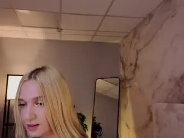 Chaturbate Live Sex of serenastile