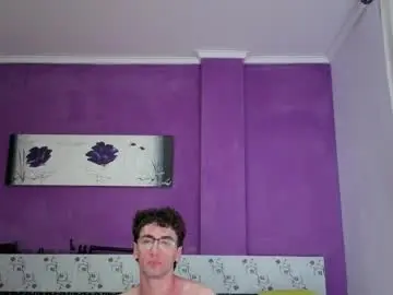Chaturbate Live Porn of twinkanddaddy_69