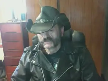 Chaturbate Live Sex Cam of leathergreaser