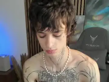 Chaturbate Free Porn Cam of oliverrgroove