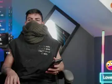 Chaturbate Live Sex of mralpha_latino