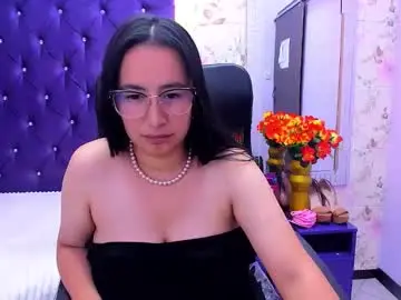 Chaturbate Live Sex Cam of naomyprinces_