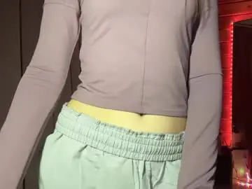 Chaturbate Live Sex Cam of troybradshaw