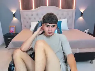 Chaturbate Adult Webcam of tommy18__