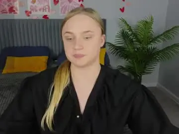 Chaturbate Watch Live Sex Cams of cutefever