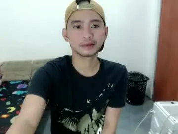 Chaturbate Live Sex Cam of ur_joshuahotnotch