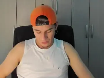Chaturbate Best live sex cam show of dominic_radccliffe