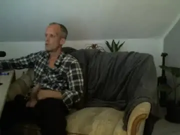 Chaturbate Watch Live Sex Cams of agin17