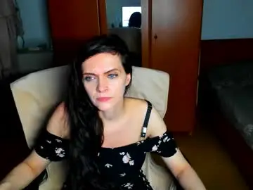 Chaturbate Live Sex Cam of sexqueen1111