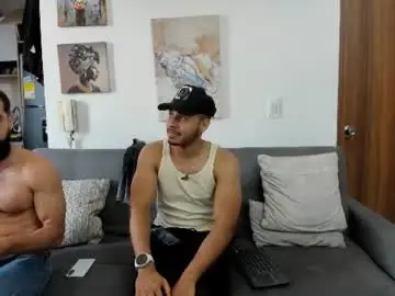 Chaturbate Best live sex cam show of straight__friends