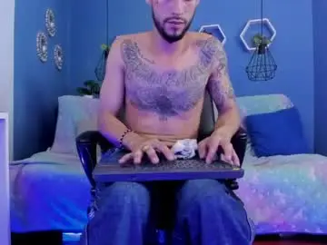 Chaturbate Live Porn of harold_999