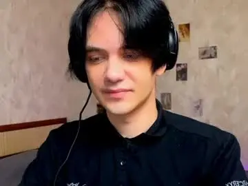 Chaturbate Adult Video Chat of zombde32