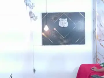 Chaturbate Live Sex Cam of goldendesirex_