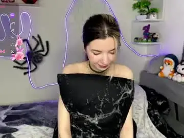 Chaturbate Nude Webcam of emmie_everly