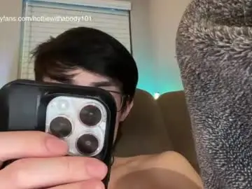 Chaturbate Live Porn of hottiewithabody101