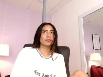 Chaturbate Live Sex Cam of cataleyaa23