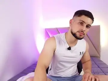 Chaturbate Best live sex cam show of valenssio_moretti