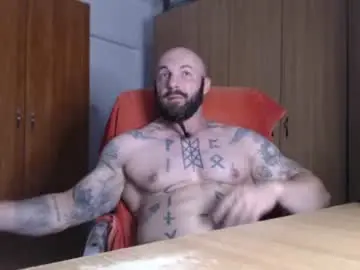 Chaturbate Free Live Porn of strongivan