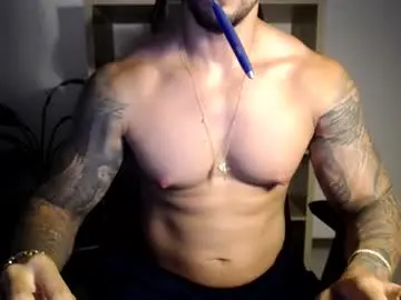Chaturbate Best live sex cam show of loganhod