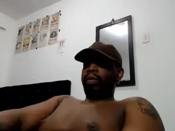Chaturbate Free Porn Cam of leandrohurtado69