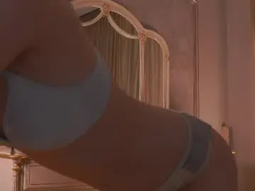 Chaturbate Live Sex Cam of gertrudisshinn