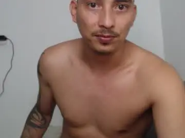 Chaturbate Live Sex Cam of cristal_loverss