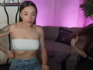 Chaturbate Best live sex cam show of bright_diamonds_054