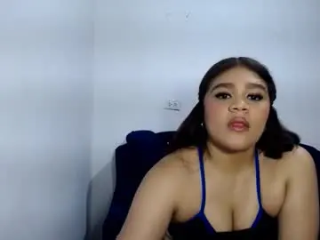 Chaturbate Live Sex Cam of isamoon99