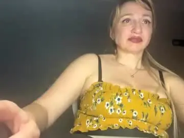 Chaturbate Live Sex Cam of gentlefever