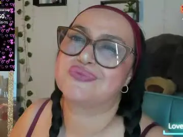 Chaturbate Adult Video Chat of gia_nahomi
