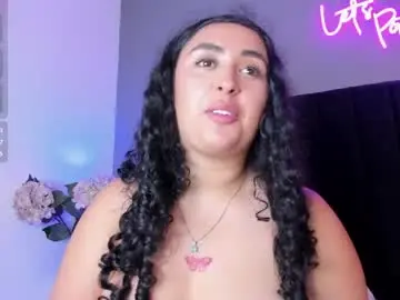 Chaturbate Sex Chat of isaxcurves