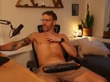 Chaturbate Live Sex Cam of bradbronton