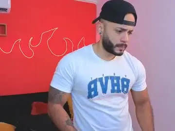 Chaturbate Adult Webcam of mike_savage3