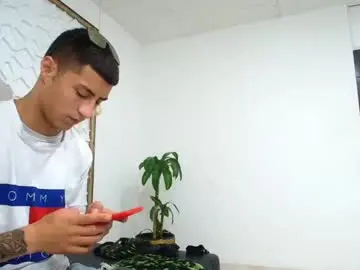 Chaturbate Adult Video Chat of mr_porn_9