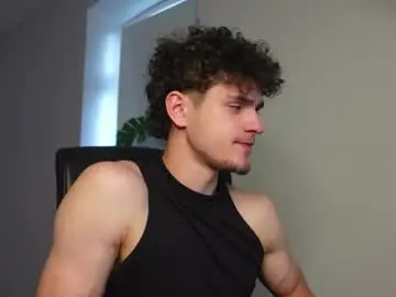 Chaturbate Best live sex cam show of brad_holloway