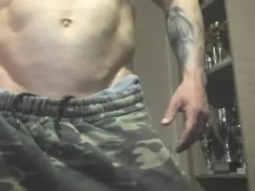 Chaturbate Sex Cam of carin_the_body