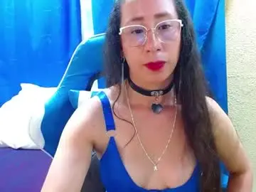Chaturbate Adult Video Chat of gia_leinn
